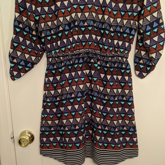 Red Camel Long Sleeve Geometric Pattern Dress - Picture 5 of 8